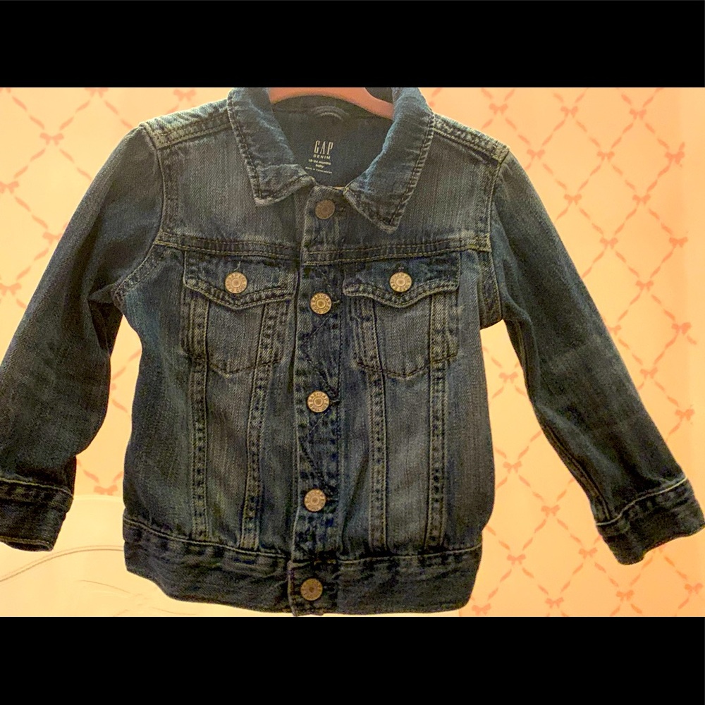 GAP icon denim jacket